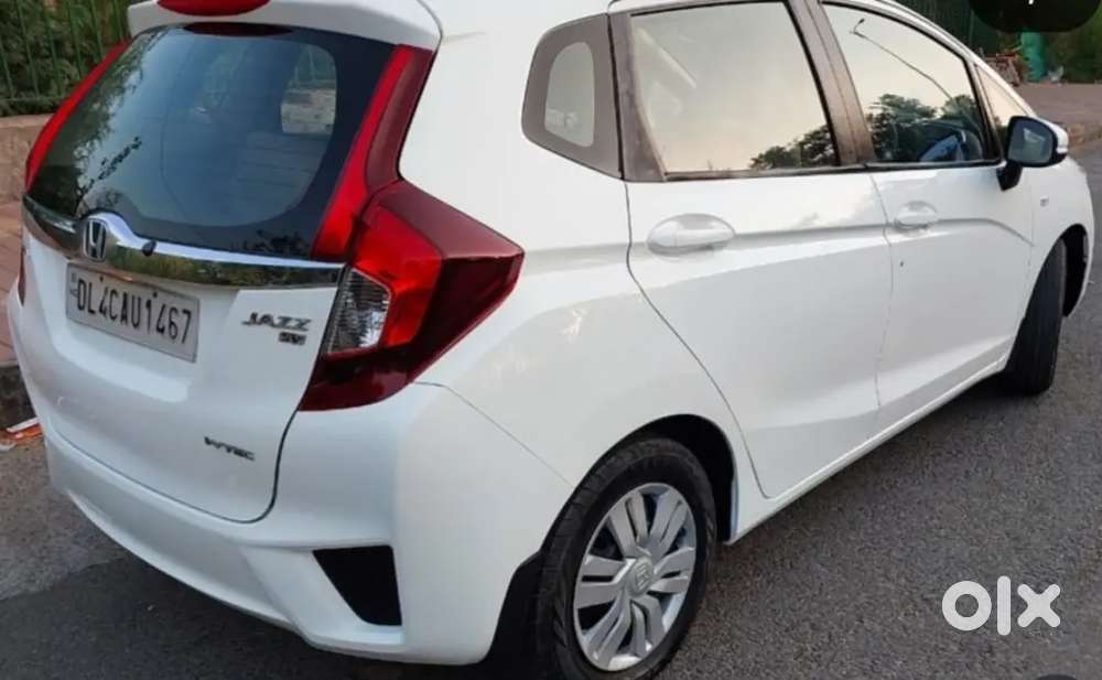 Honda Jazz 2015 Sv Ivtech Petrol/cng