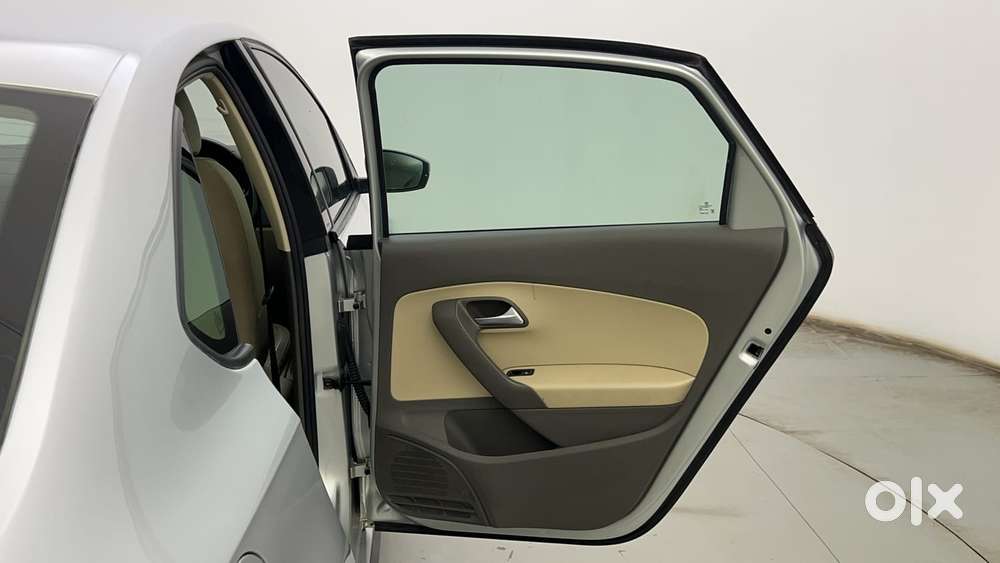 Volkswagen Vento 2010-2013 Petrol Highline At, 2022, Petrol