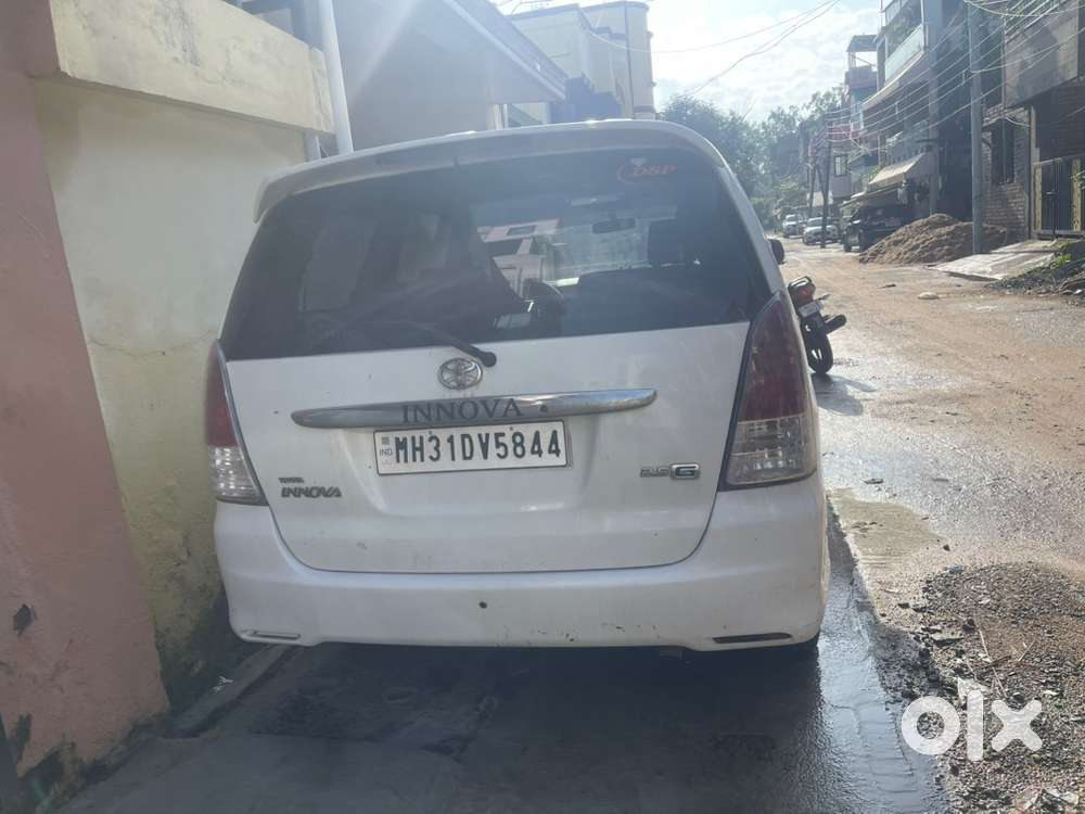 Toyota Innova Diesel 2011