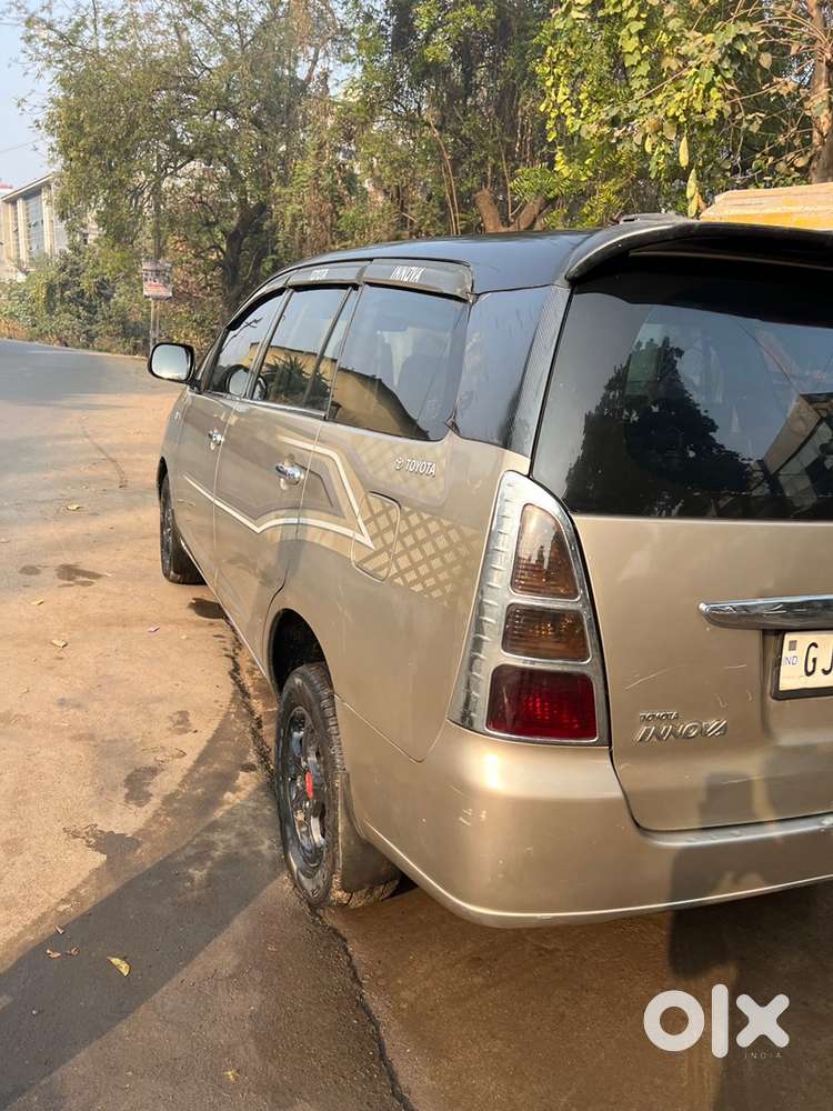 Toyota Innova 2008 Car