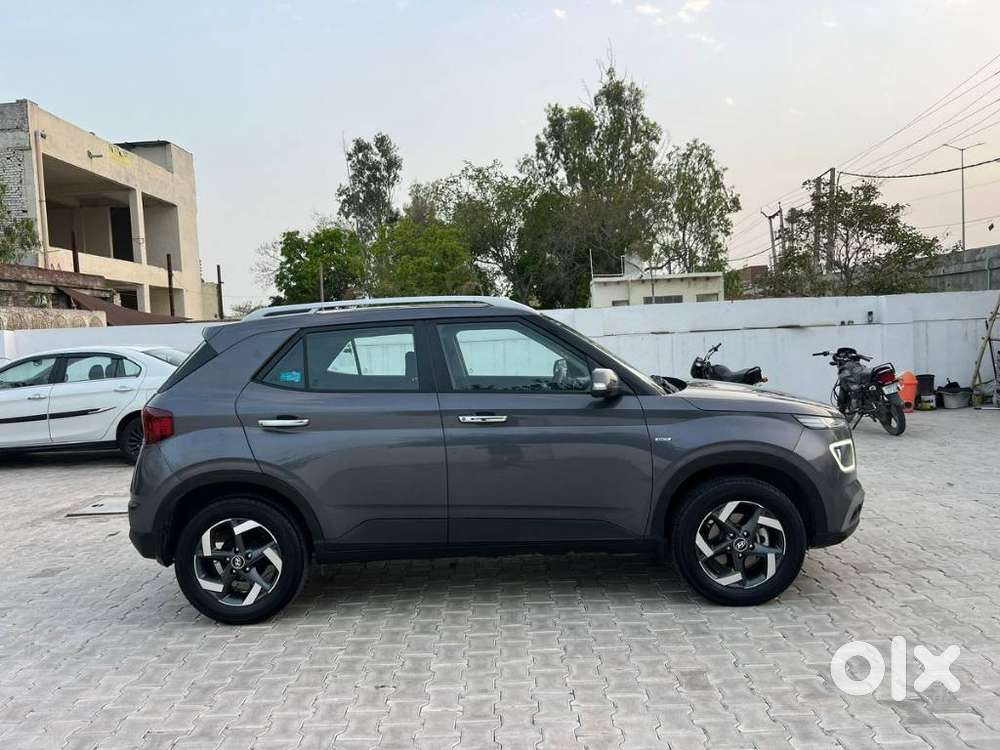 Hyundai Venue Sx Plus Turbo Dct, 2019, Petrol