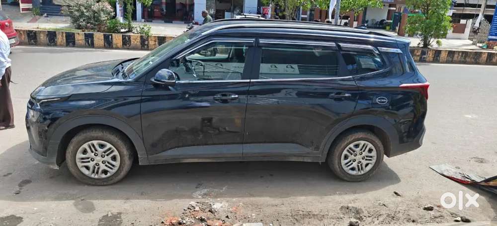 Kia Carens 2024 Petrol Good Condition