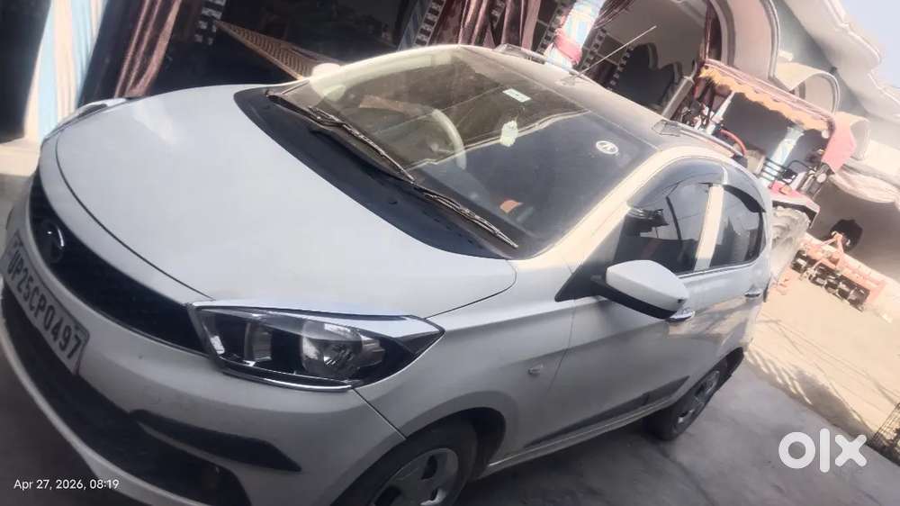 Family Car Hai
Ek Dam New Connection Hai
Gadi Me Koi Bhi Kami Nhi Hai