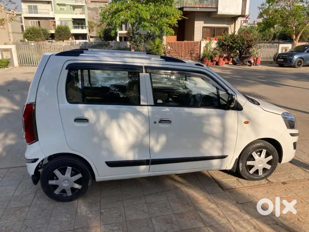 Maruti Suzuki Wagon R 2017 Model 1st Owner Cng & Hybrids 75650 Km Driv