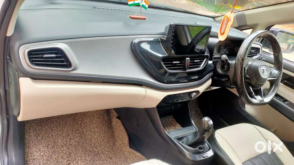 Tata Altroz 1.5 Xz Urban Diesel, 2022, Diesel