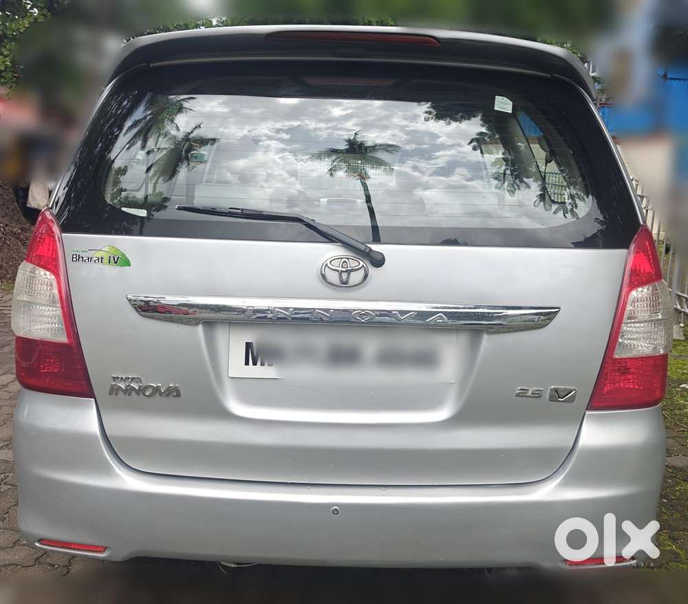 Toyota Innova 2.5 E Diesel Ps 7-seater, 2013, Diesel