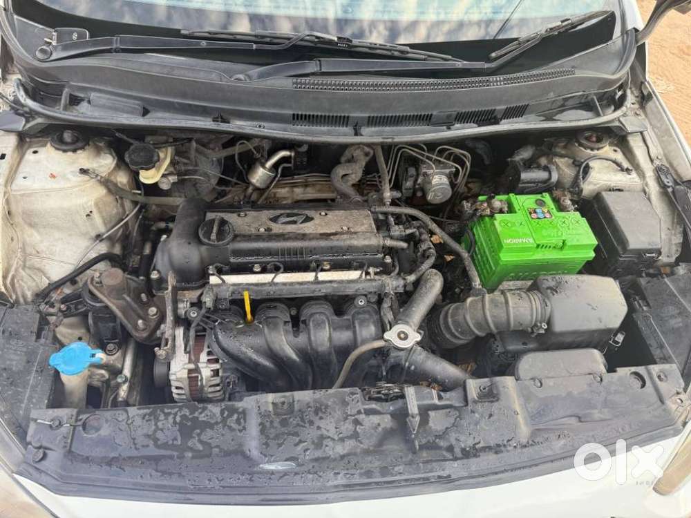 Hyundai Verna Fluidic 1.6 Crdi Sx, 2011, Petrol