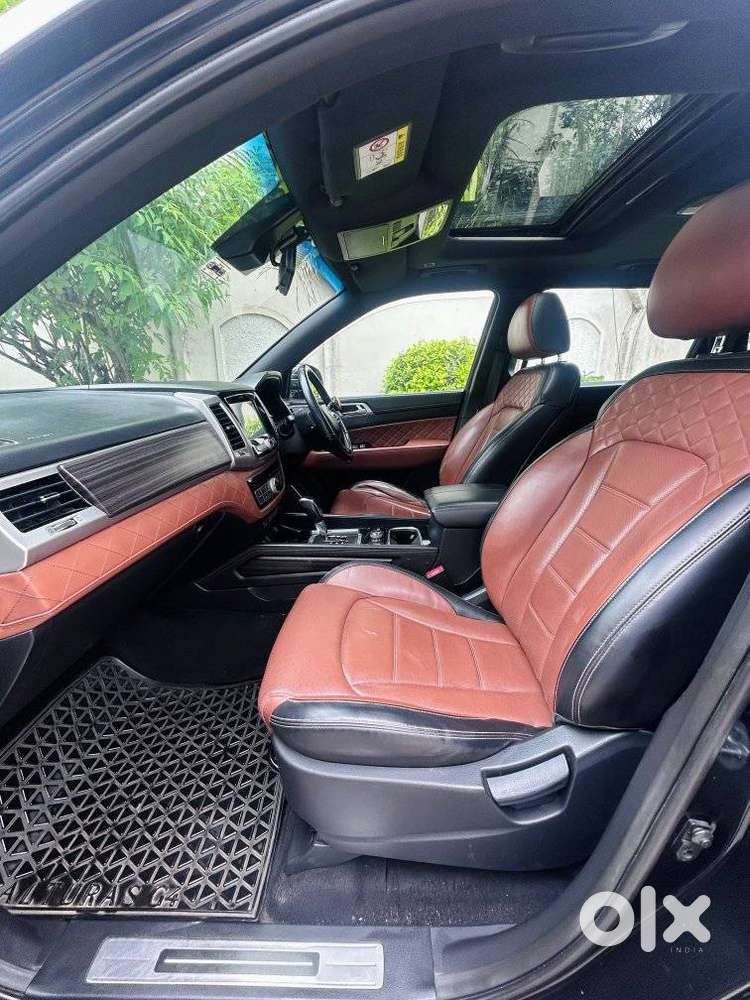 Mahindra Alturas G4 4wd At, 2019, Diesel