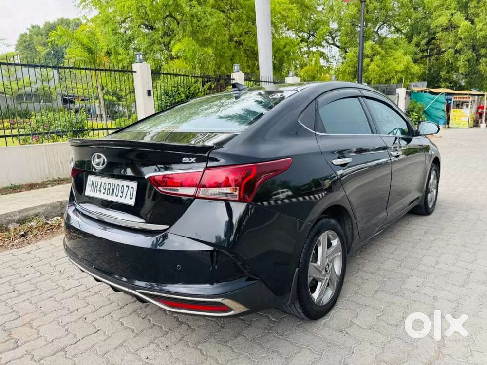 Hyundai Verna 1.5 Sx (o) Vtvt Ivt, 2022, Petrol