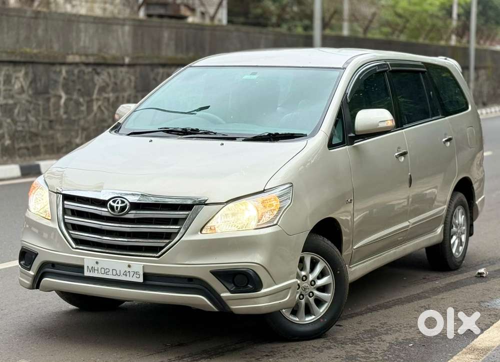 Toyota Innova 2.5 Vx (diesel) 8 Seater Bs Iv, 2014, Diesel