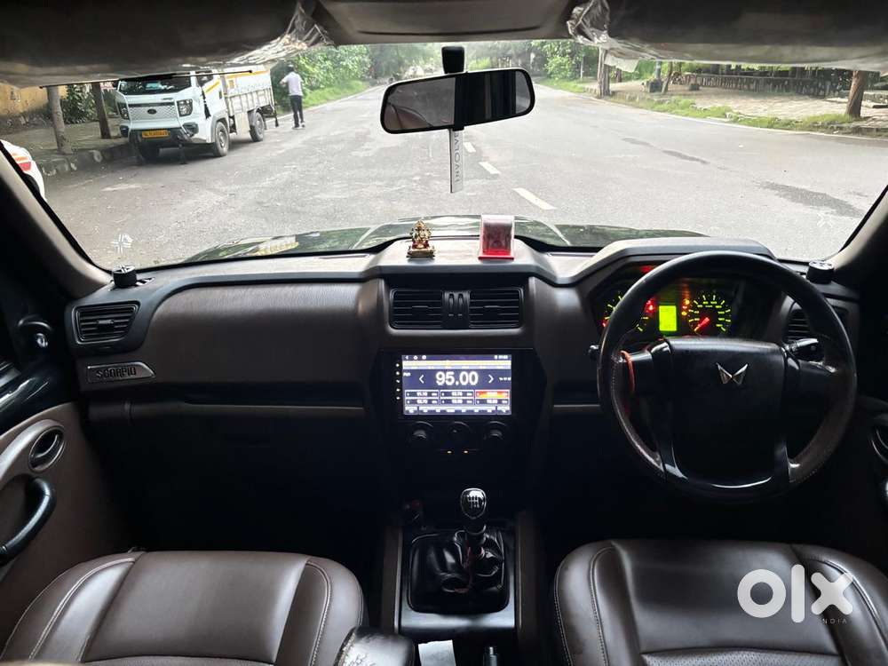 Mahindra Scorpio Classic 2.2 S 11 Mt 7 Str, 2023, Diesel