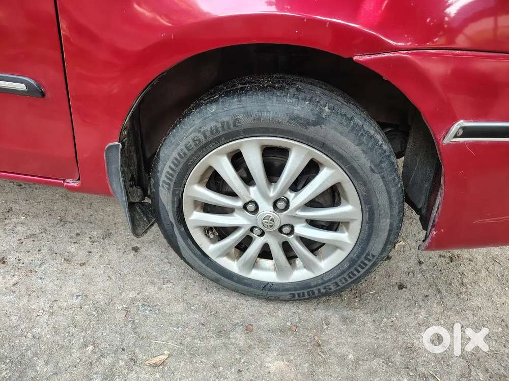 Toyota Etios Cross 2011