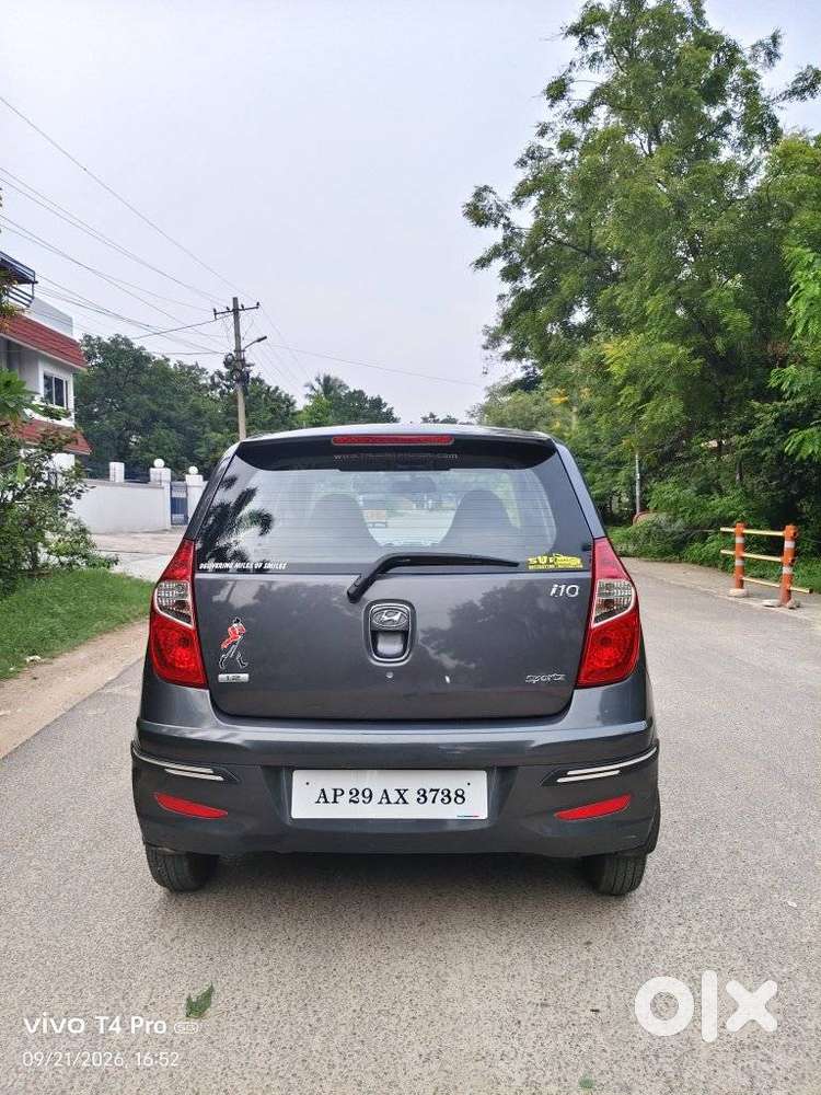 Hyundai I10 Sportz 1.1l, 2013, Petrol