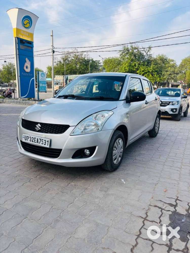 Maruti Suzuki Swift Lxi Option, 2012, Petrol