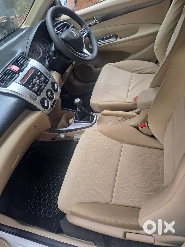 Honda City V Mt Exclusive, 2013, Petrol