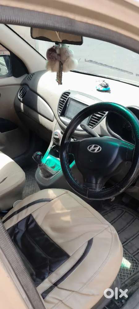 Hyundai I10 2011 Cng & Patrola 12500 Km Driven