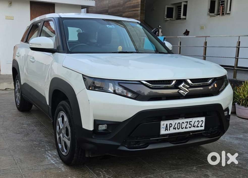 Maruti Suzuki Brezza 1.5 Vxi Cng, 2024, Cng & Hybrids