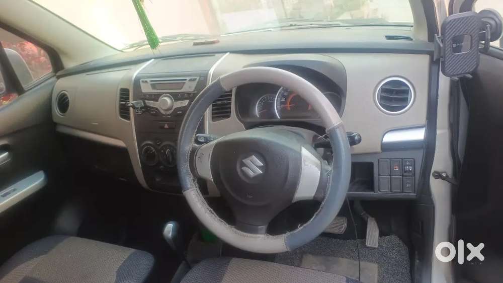 Maruti Suzuki Wagon R 2015 Petrol Well Maintained