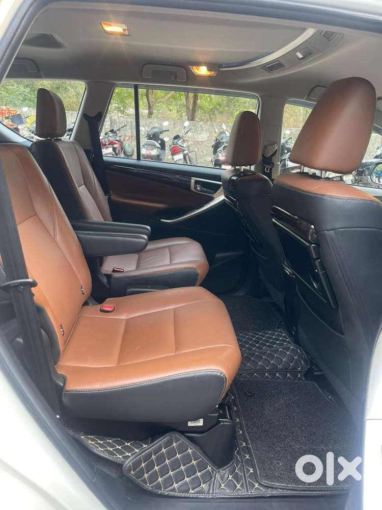 Toyota Innova Crysta, 2022, Petrol