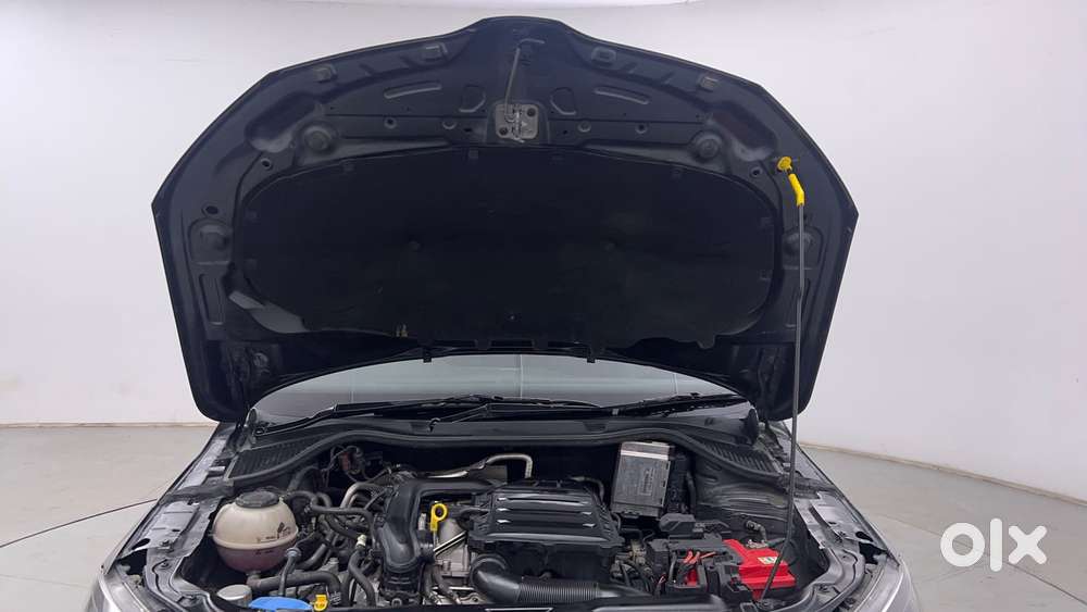 Skoda Rapid 1.0 Ambition Tsi At, 2021, Petrol