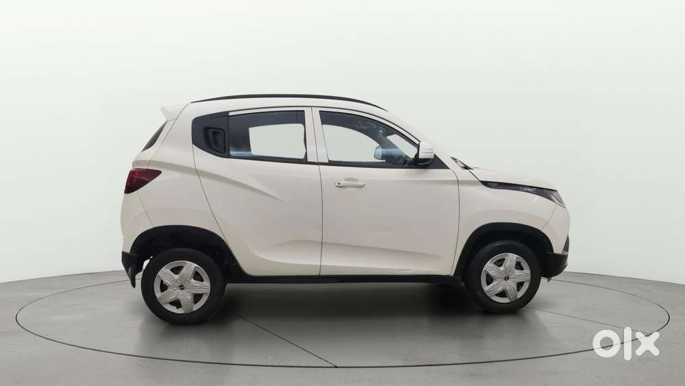 Mahindra Kuv 100 2016-2017 Mfalcon G80 K4 5str, 2016, Petrol