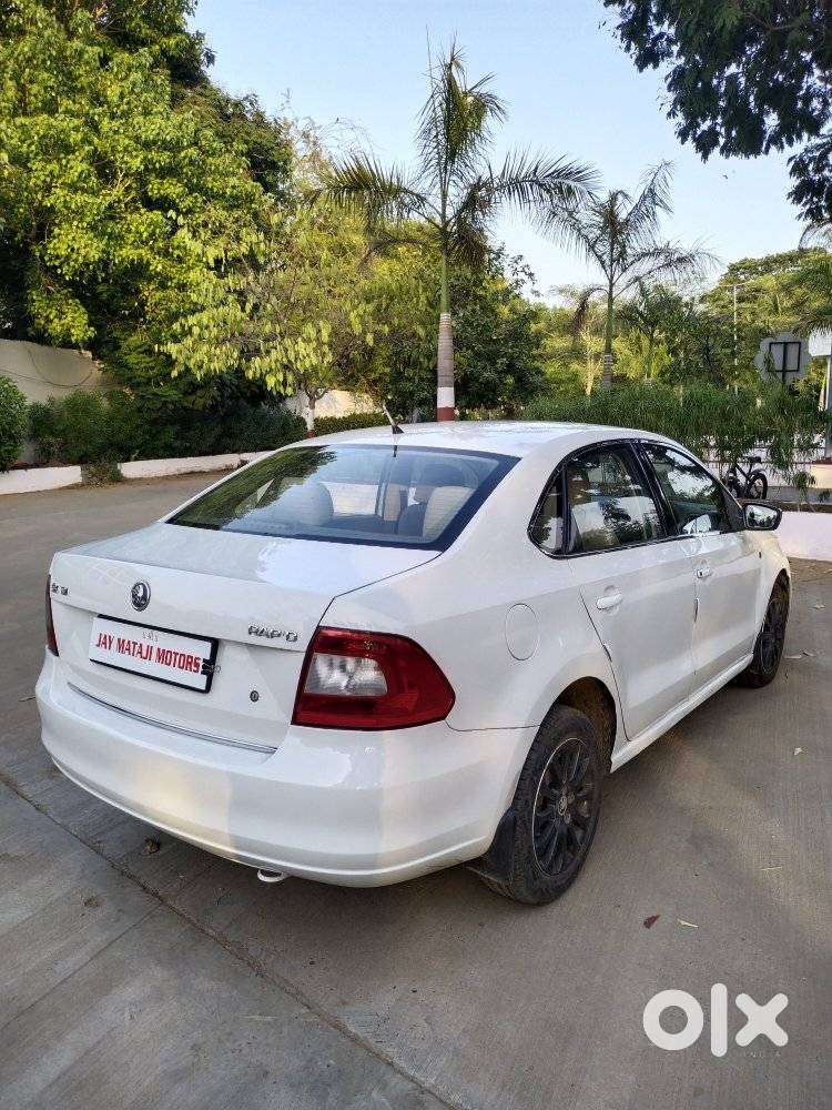 Skoda Rapid 2013-2016 1.5 Tdi At Ambition Plus, 2015, Diesel