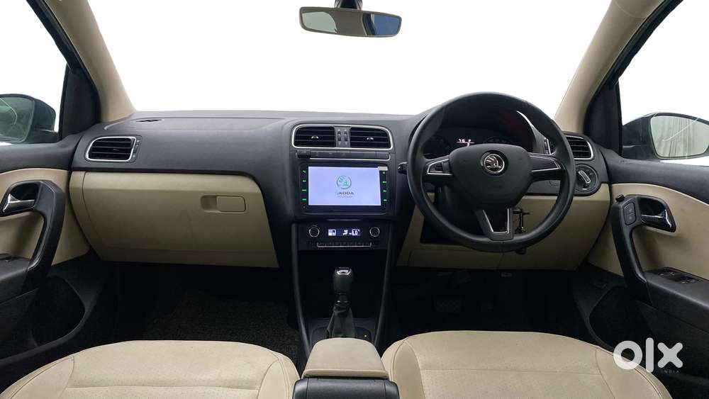 Skoda Rapid 1.0 Style At, 2021, Petrol