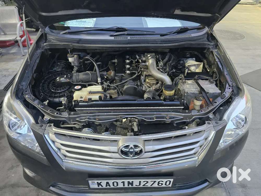 Toyota Innova 2013 V Varshan 2.5