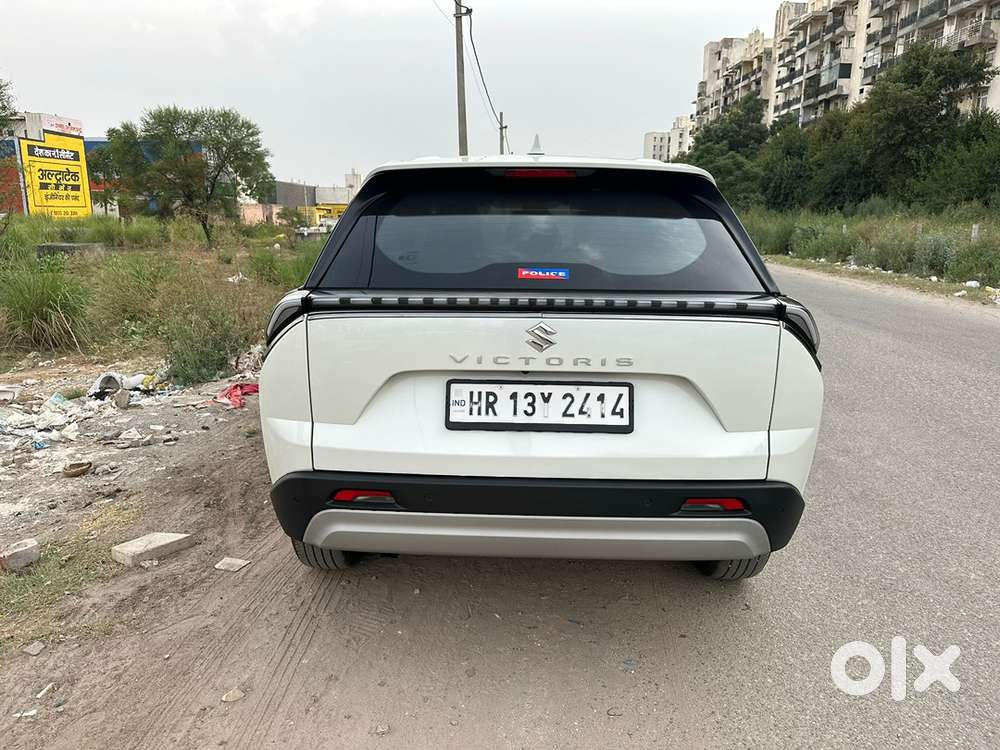 Maruti Suzuki Victoris Lxi Cng 2025