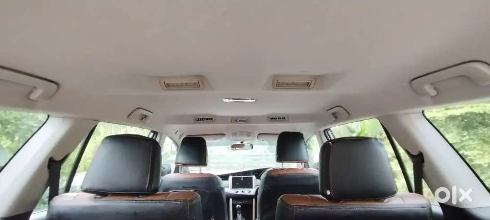 Toyota Innova Crysta 2019