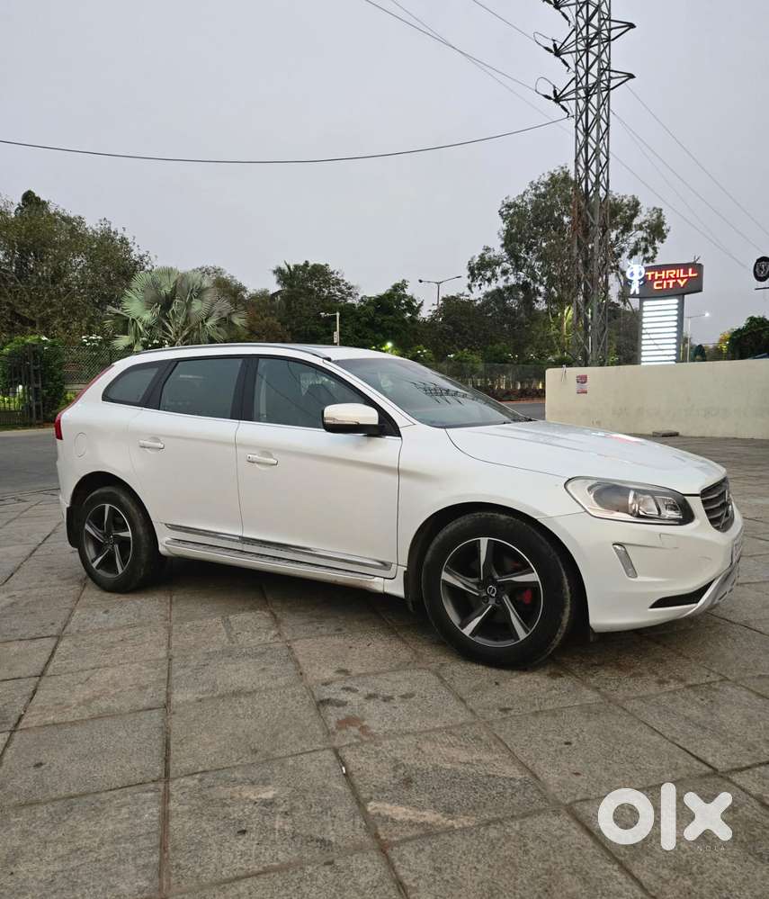Volvo Xc60 D5 Awd Automatic, 2016, Diesel