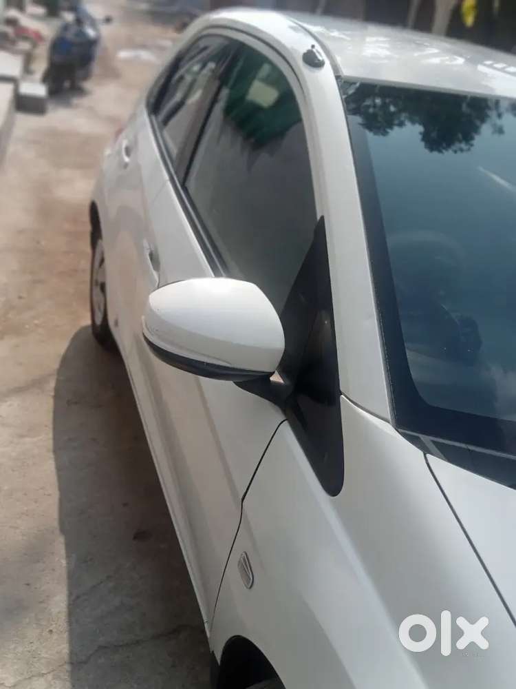 Honda Brio 2015 Petrol Well Maintained