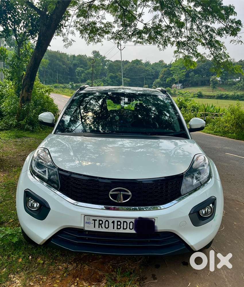 Tata Nexon Dual Tone (govt. Officer Self Driven)