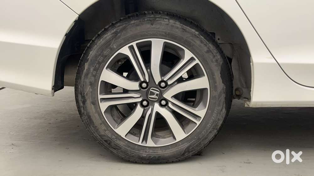 Honda City 1.5 V 4th Gen I-vtec Mt, 2022, Petrol