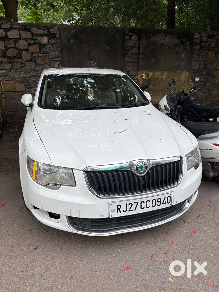 Skoda Superb 2011 Model