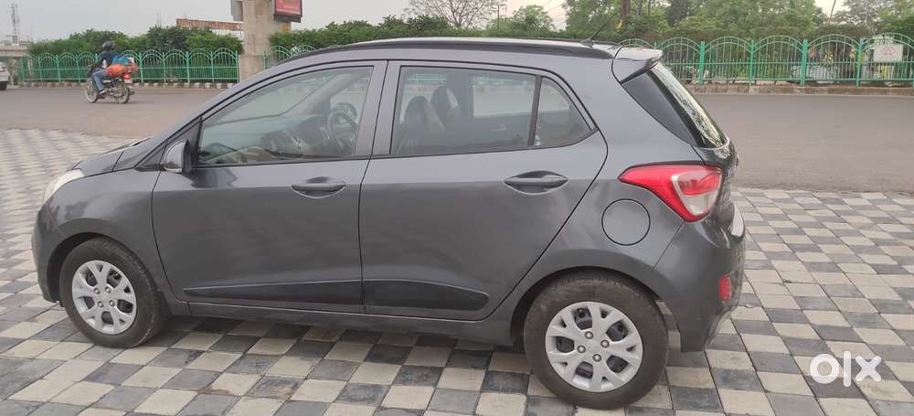 Hyundai Grand I10 1.2 Crdi Sportz, 2015, Diesel