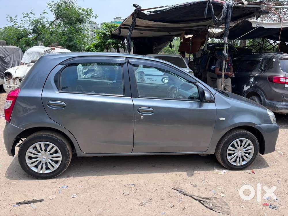 Toyota Etios Liva Petrol Well Maintained