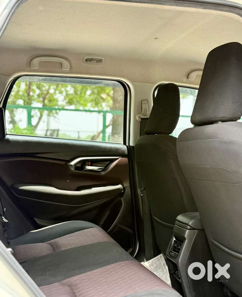 Maruti Suzuki Grand Vitara 1.5 Delta Cng, 2023, Cng & Hybrids