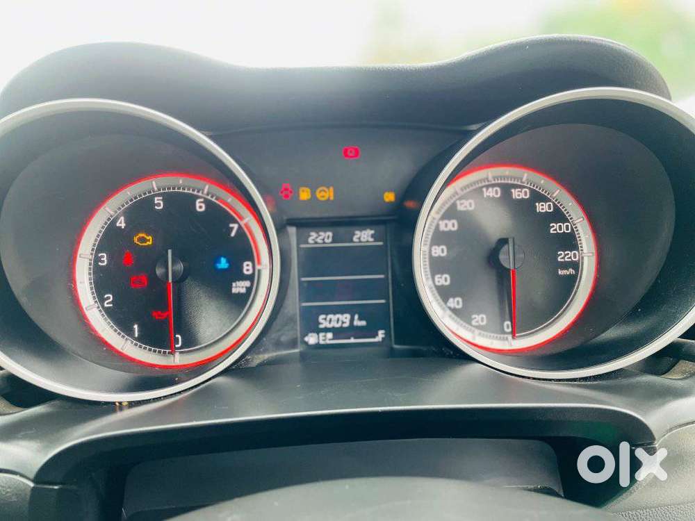 Maruti Suzuki Swift 1.3 Zxi, 2020, Petrol