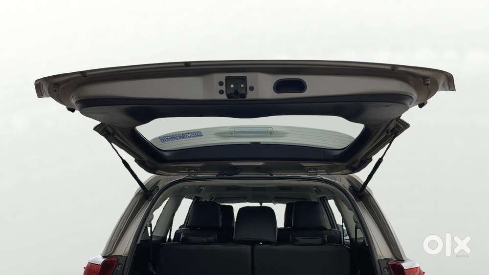 Toyota Innova Crysta 2.7 Gx Mt, 2016, Petrol