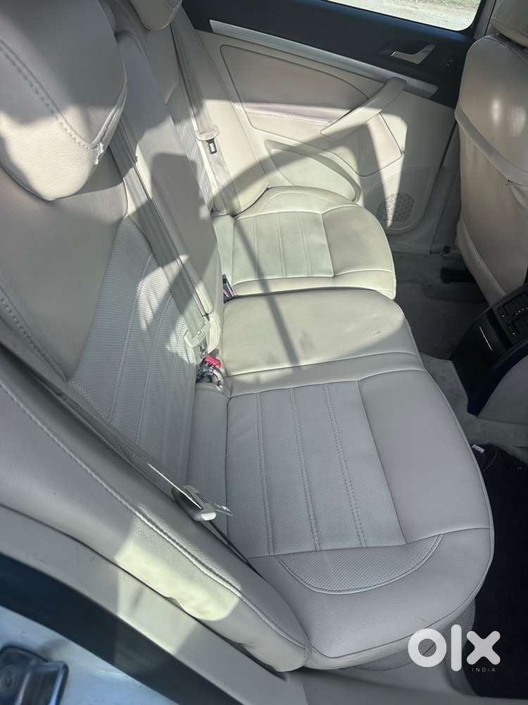 Skoda Laura Ambition 2011