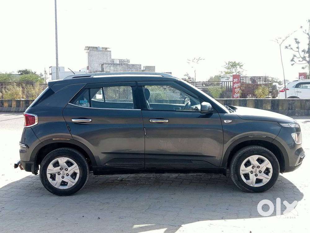 Hyundai Venue S, 2021, Petrol