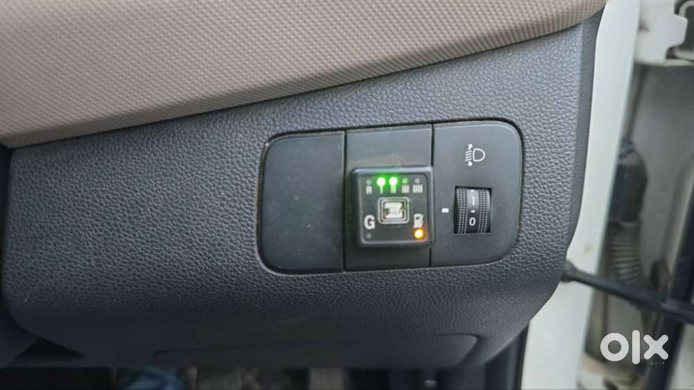 Hyundai Xcent 2014 Petrol & Cng  Hybrids Well Maintained