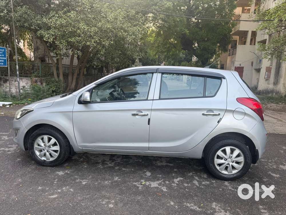 Hyundai I20 Sportz 1.2 Bs-iv, 2013, Petrol