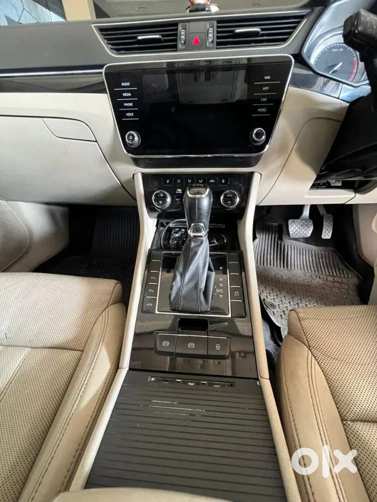 Skoda Superb 2018 Petrol