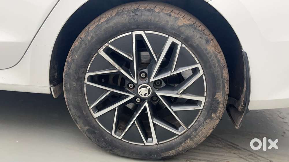 Skoda Octavia 2.0 Tdi At L K, 2021, Petrol