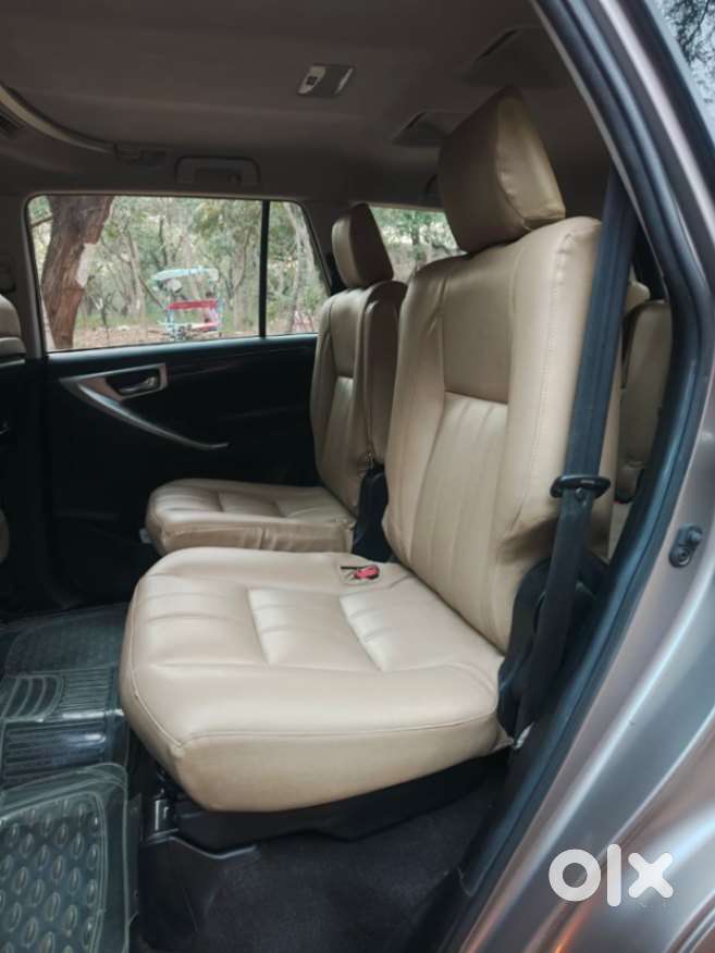 Toyota Innova Crysta 2.4 V 7 Str, 2017, Diesel