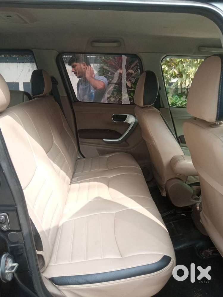 Mahindra Tuv 300 Mhawk100 T8, 2017, Diesel