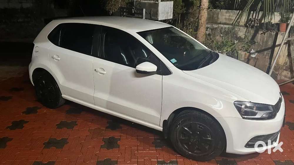 Volkswagen Polo Comfortline 2017 Edition Doctor Owned Car