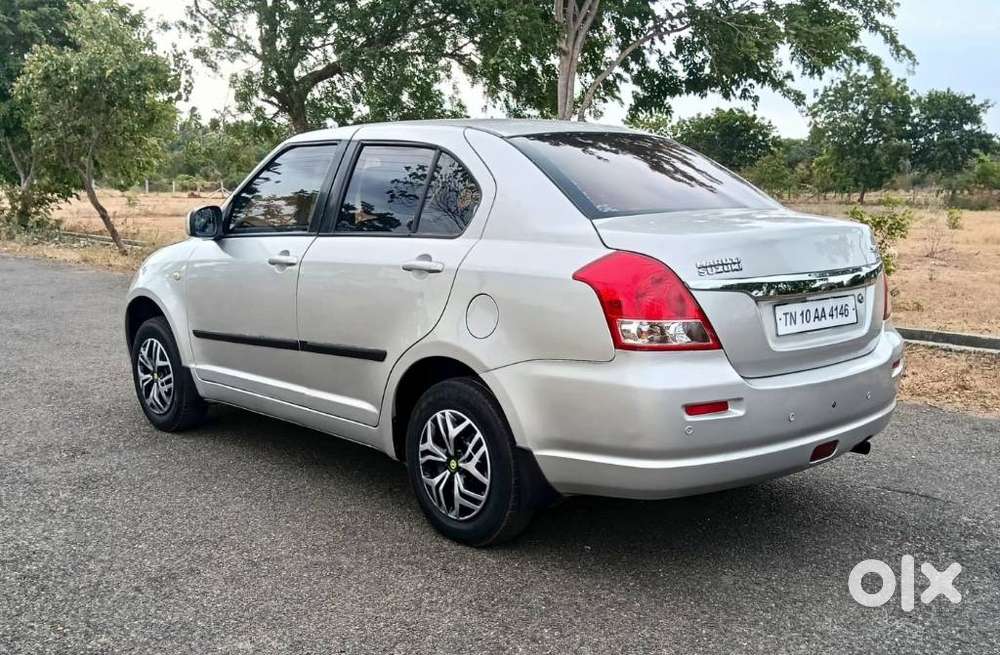 Maruti Suzuki Swift Dzire Vxi, 2010, Petrol